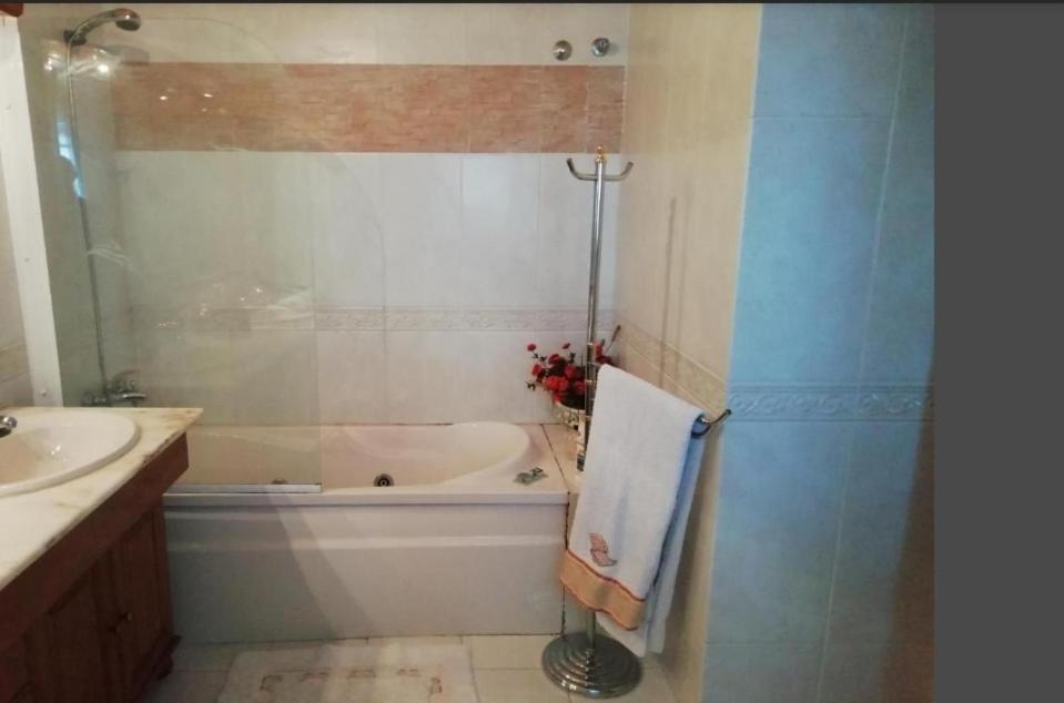 Global Guest Rooms Синтра Экстерьер фото